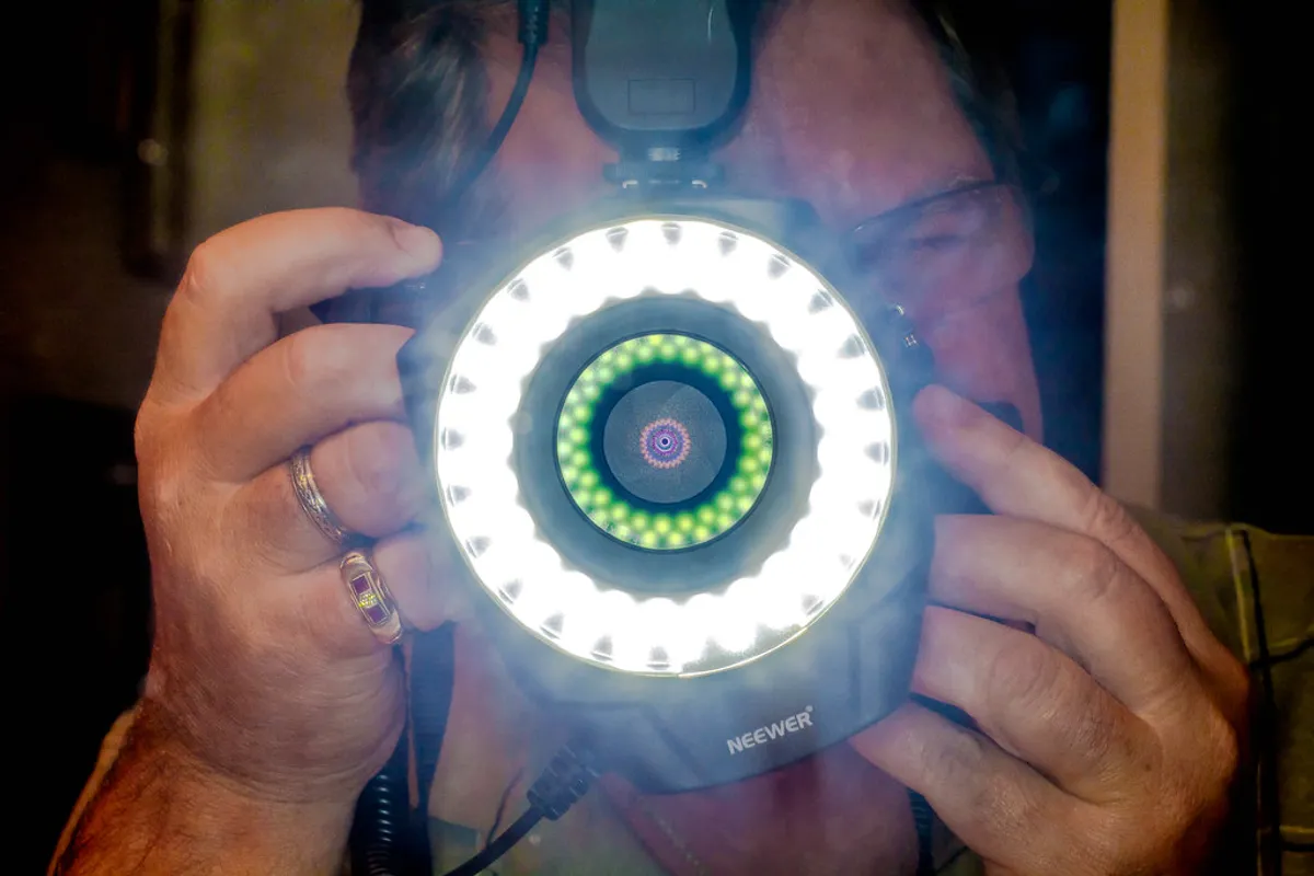Neewer 18-inch Ring Light Kit